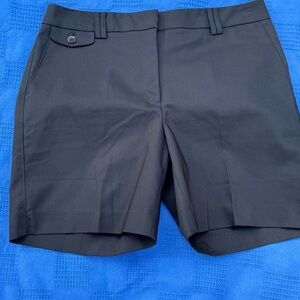 WHBM Shorts 7-Inch Coastal Stretch Shorts Style Preppy Black Color Size 10